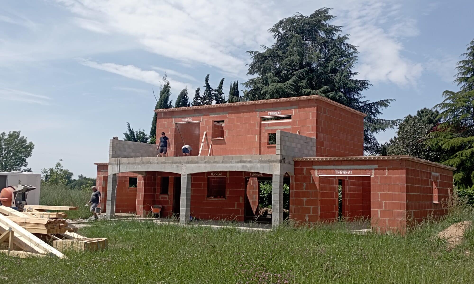 Construction d'une maison à Albi dans le Tarnpar DCMEV les étapes d'un chantier