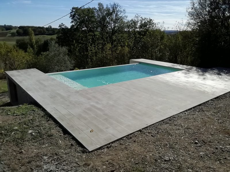 Piscine à débordement maçonnées Albi Tarn par DCMEV